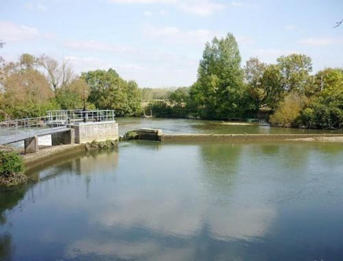 Domaine De La Courbe Le Lude Exterior foto